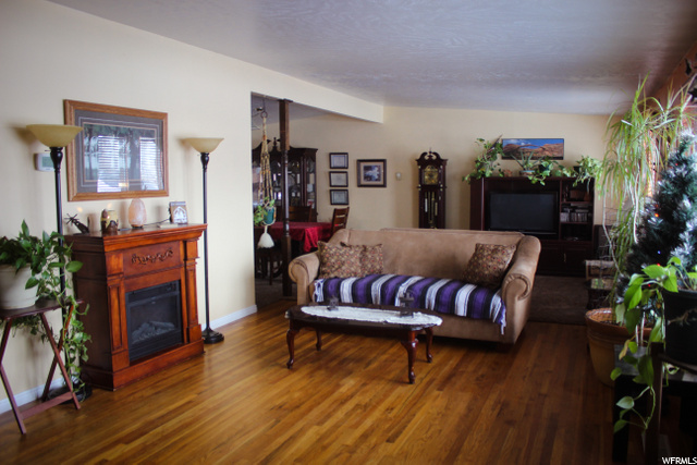 5693 S 2550 W, Roy, UT 84067 — photo 7