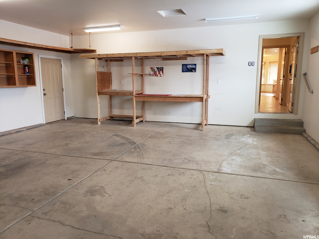 garage