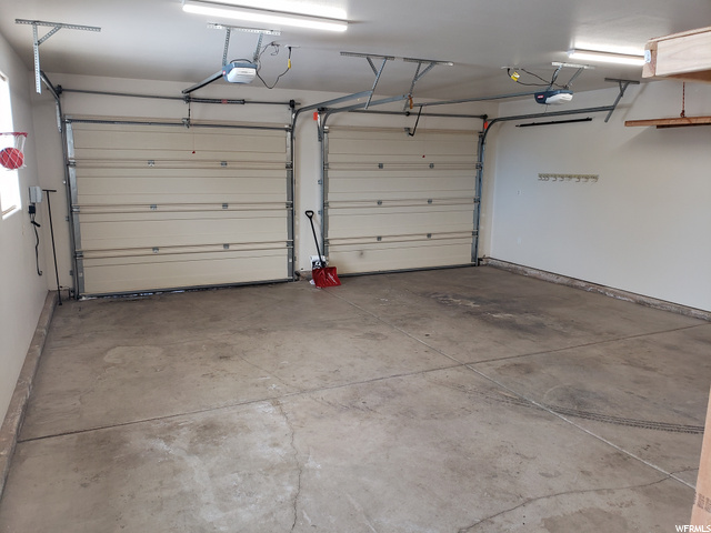 2 car garage