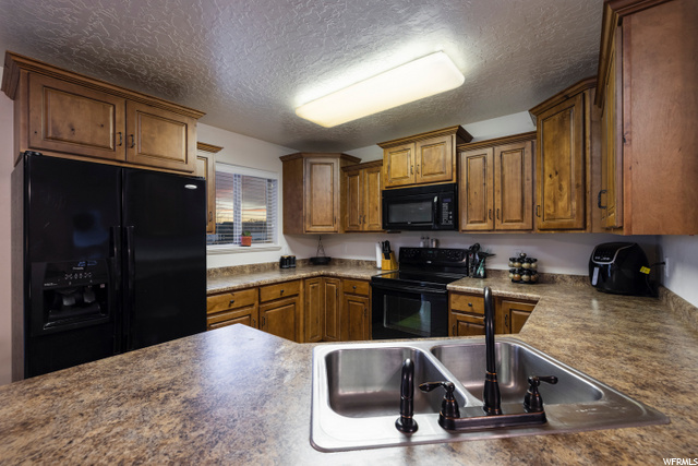 2260 E 1500 S, Naples, UT 84078 — photo 11