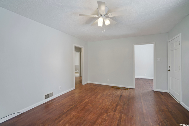 191 S Lakeview Dr, Clearfield, UT 84015 — photo 3