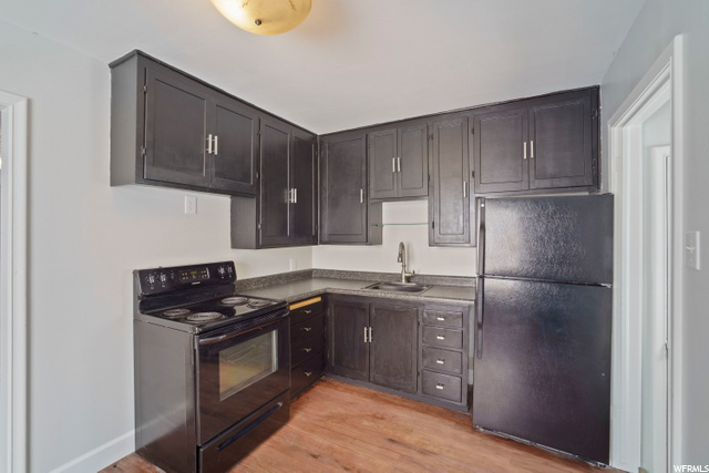 191 S Lakeview Dr, Clearfield, UT 84015 — photo 12