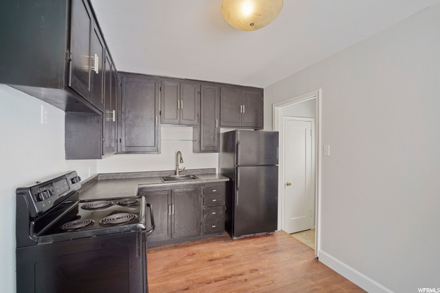 191 S Lakeview Dr, Clearfield, UT 84015 — photo 11