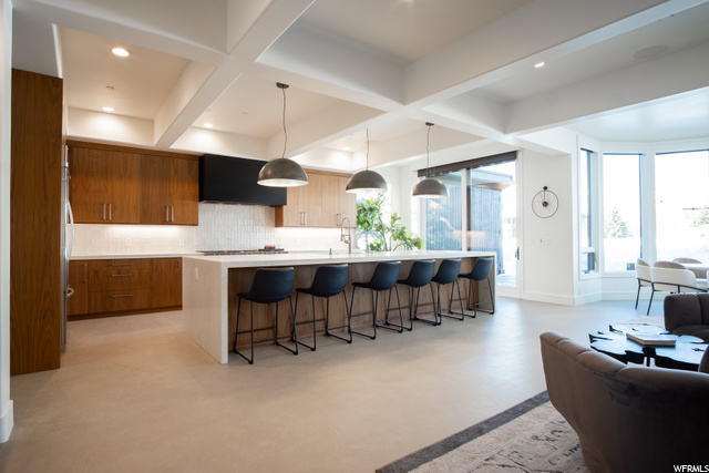 2722 Estates Dr.