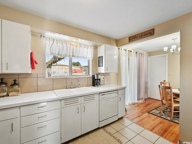2120 W 5750 S, Roy, UT 84067 — photo 2