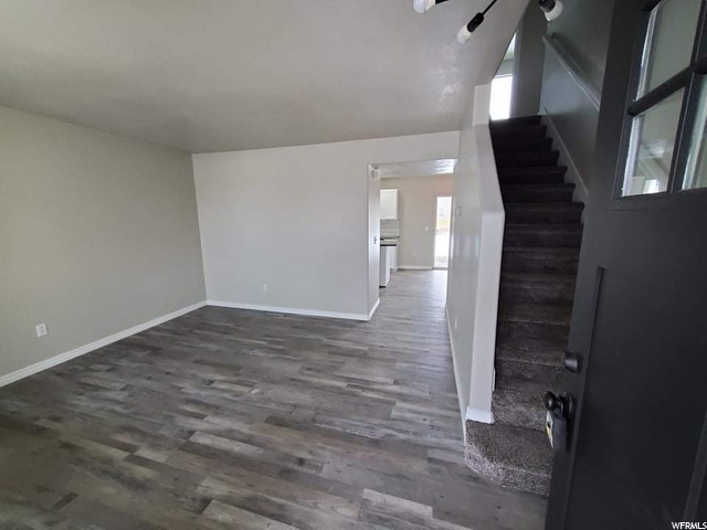 226 E Donner Pl, Grantsville, UT 84029 — photo 3