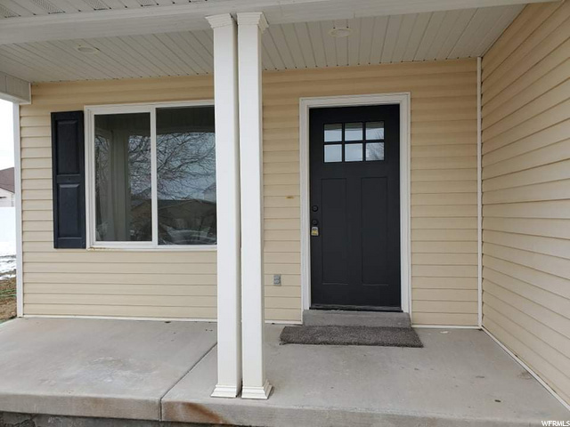 226 E Donner Pl, Grantsville, UT 84029 — photo 2
