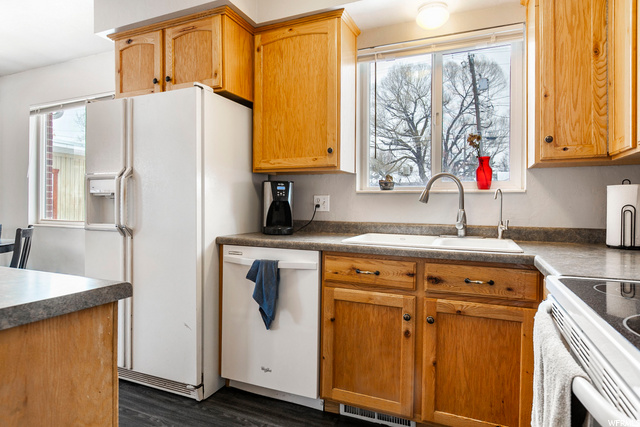 99 W 800 N, Bountiful, UT 84010 — photo 9