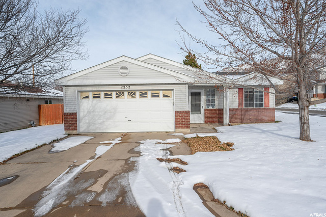 2252 S Lorin Cir E, Ogden, UT 84401 — photo 3