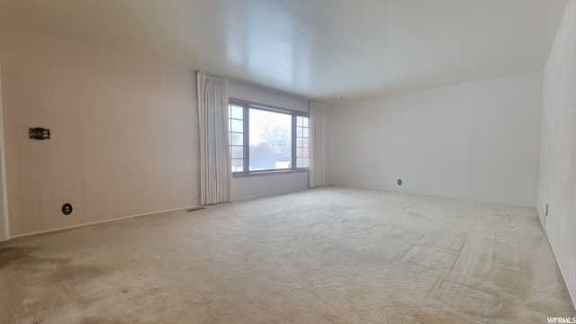 1014 Peach Dr, Ogden, UT 84404 — photo 2