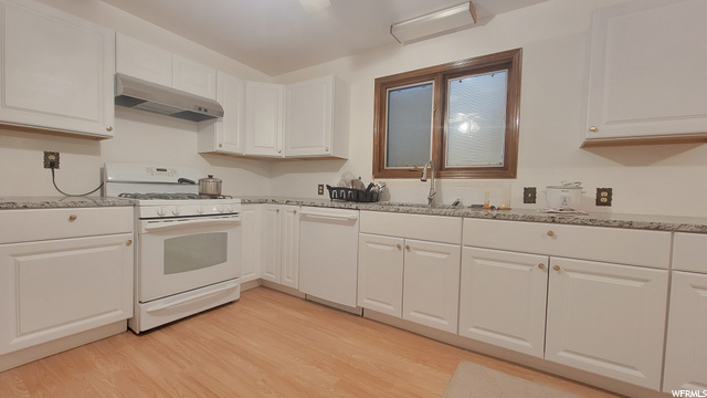 1014 Peach Dr, Ogden, UT 84404 — photo 4
