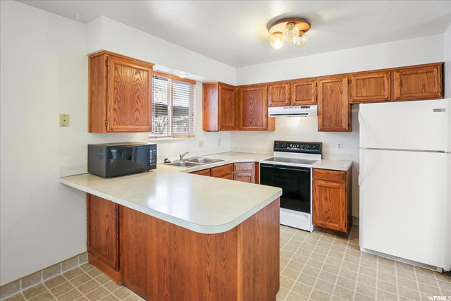 1684 N 2650 W, Clinton, UT 84015 — photo 4