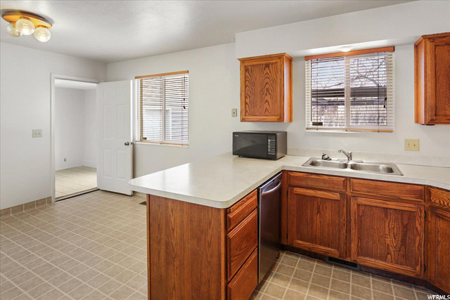 1684 N 2650 W, Clinton, UT 84015 — photo 5