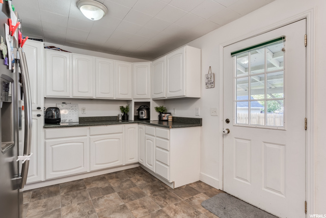 35 S 300 W, Logan, UT 84321 — photo 10