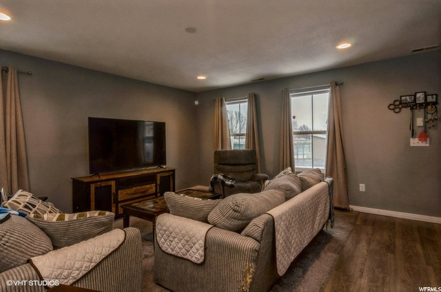 491 W 2575 N, Sunset, UT 84015 — photo 4