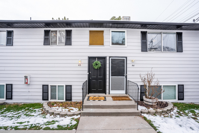 Front of newly painted condo.