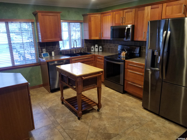 2537 S Taylor Ave E, Ogden, UT 84401 — photo 10
