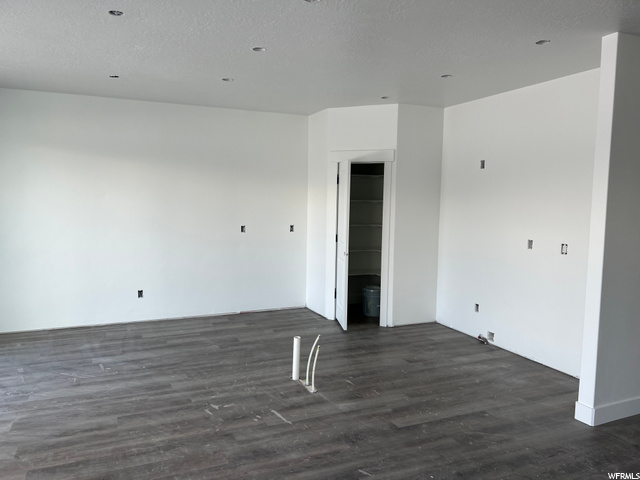 517 S 655 E, Hyrum, UT 84319 — photo 2