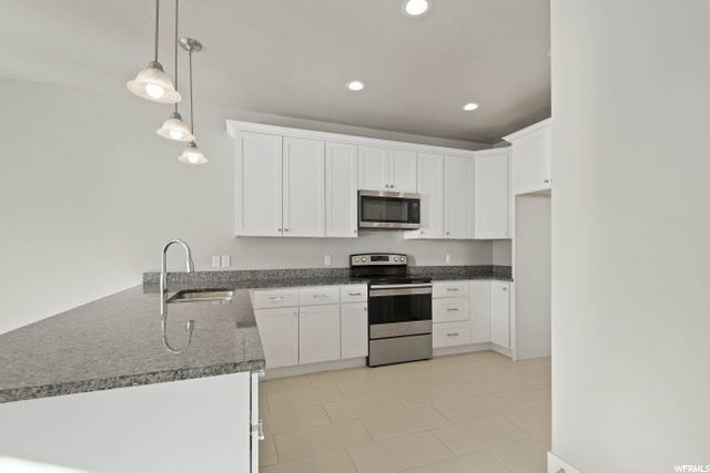 7889 S 700 E, Sandy, UT 84070 — photo 9