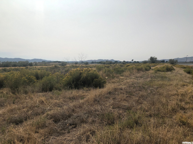 1130 E 2000 S, Vernal, UT 84078 — photo 2