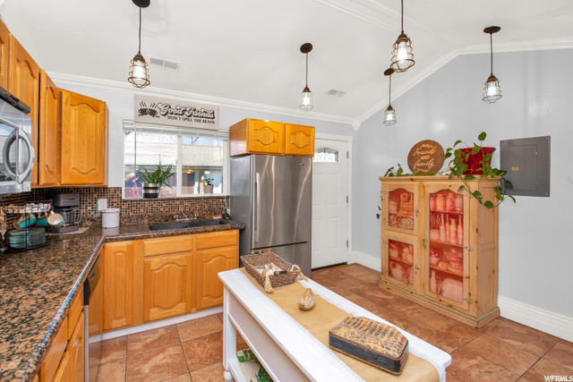 2117 S Jackson Ave E, Ogden, UT 84401 — photo 9