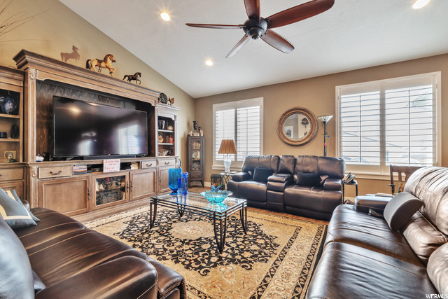 359 N 650 E, Bountiful, UT 84010 — photo 10