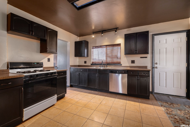669 N 3000 W, Vernal, UT 84078 — photo 8