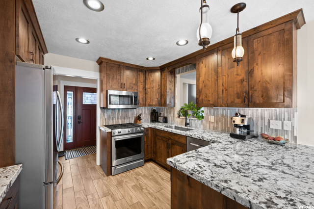 1082 E 8380 S, Sandy, UT 84094 — photo 2