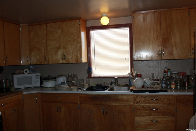 60 E Main St, Bicknell, UT 84715 — photo 4