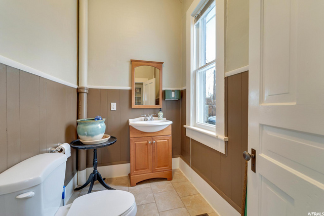 167 E Vine St, Murray, UT 84107 — photo 11
