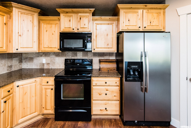 362 S 1285 E, Hyrum, UT 84319 — photo 4