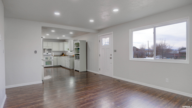 684 N 100 E, Nephi, UT 84648 — photo 4