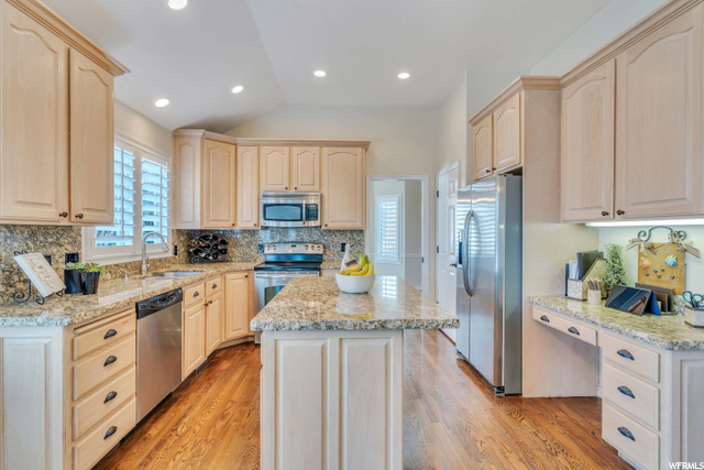 8374 S 865 E, Sandy, UT 84094 — photo 7