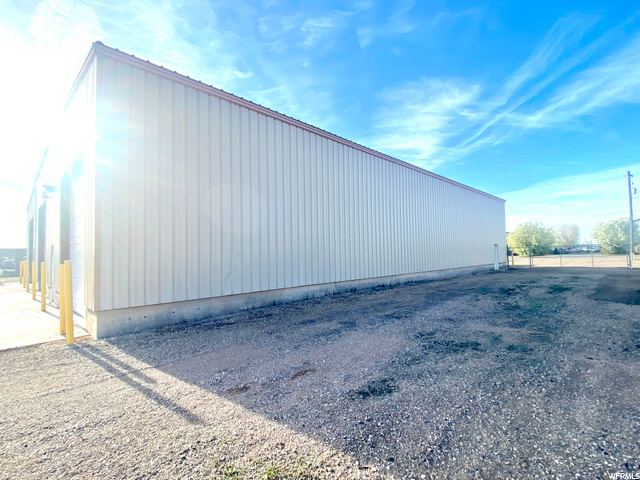 631 E 500 S, Vernal, UT 84078 — photo 4