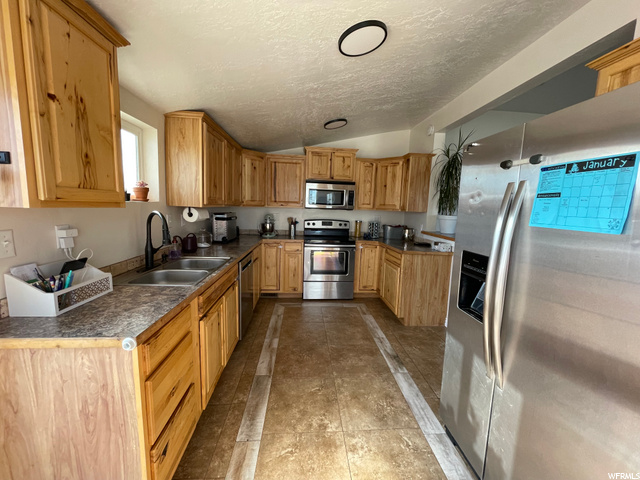 89 W 500 N, Vernal, UT 84078 — photo 12
