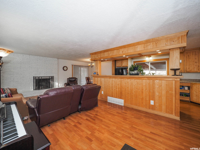 455 E Cascade St S, Sandy, UT 84070 — photo 6