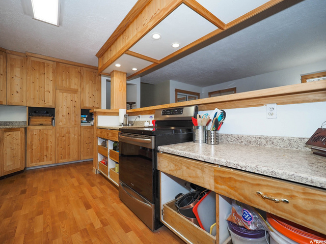 455 E Cascade St S, Sandy, UT 84070 — photo 9