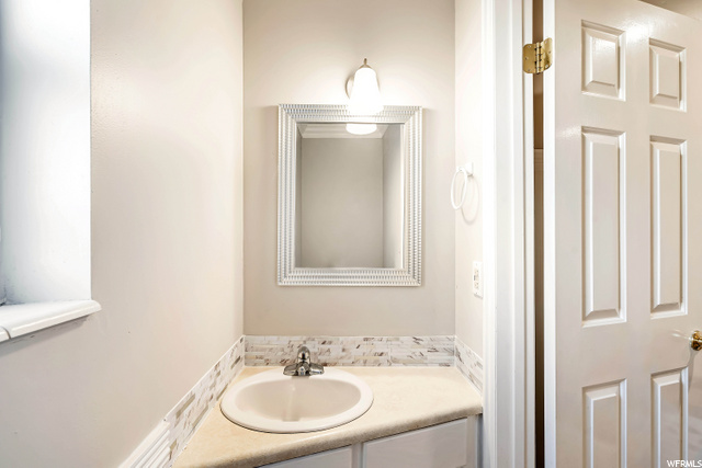 563 N 220 E, Centerville, UT 84014 — photo 9