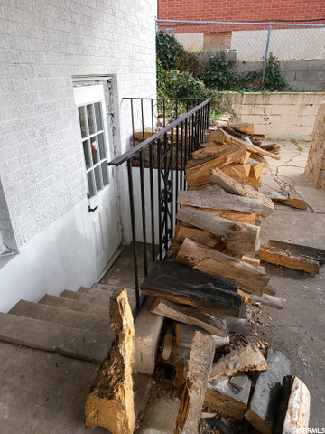 Door to basement