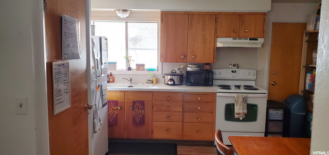 15 E 100 S, Hyrum, UT 84319 — photo 6
