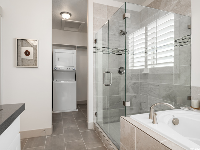Owner's bath