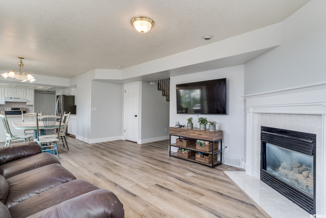 1056 E 3350 N, Layton, UT 84040 — photo 7