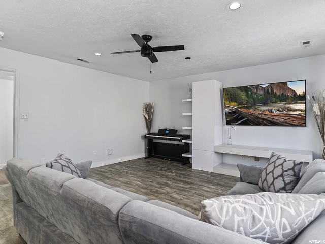 461 W 180 N, Clearfield, UT 84015 — photo 11