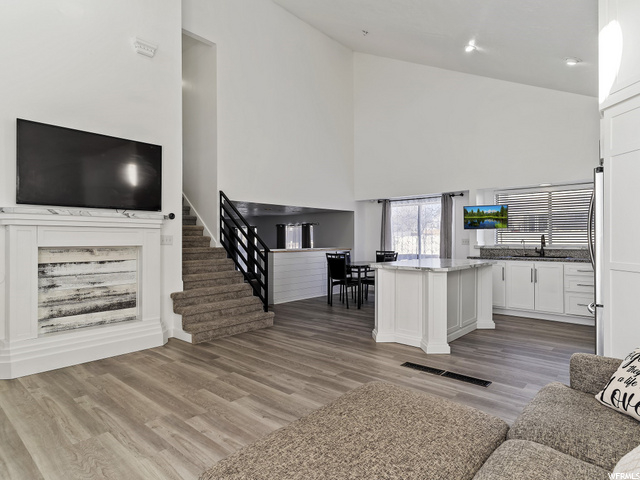 461 W 180 N, Clearfield, UT 84015 — photo 5