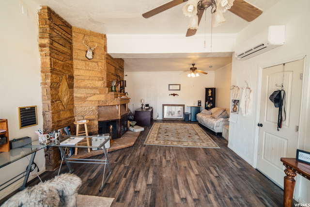 40 S State St, Fairview, UT 84629 — photo 2
