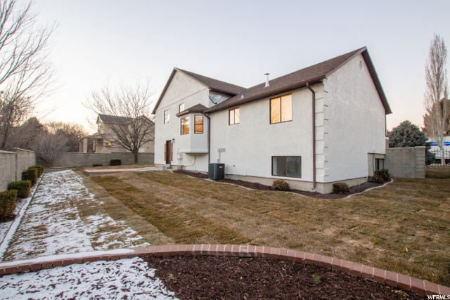 1748 E Wasatch Blvd, Sandy, UT 84092 — photo 4