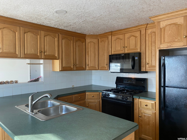 435 W 1550 N, Sunset, UT 84015 — photo 10