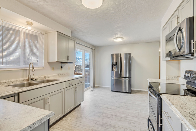 3258 N 100 E, North Ogden, UT 84414 — photo 3