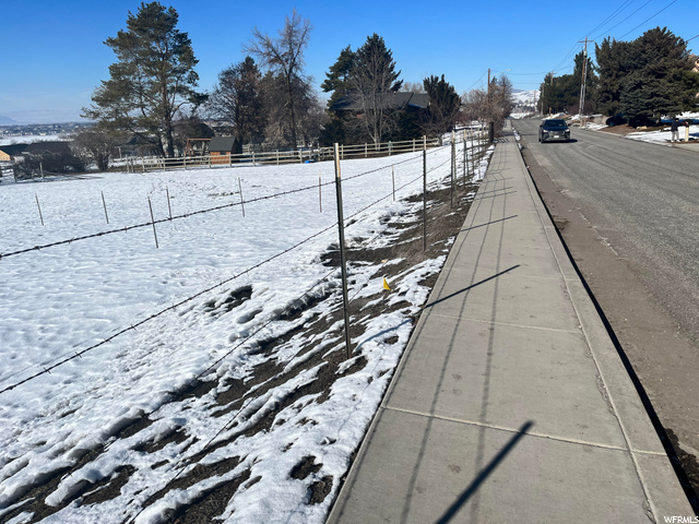 365 N 400 E, Hyde Park, UT 84318 — photo 4