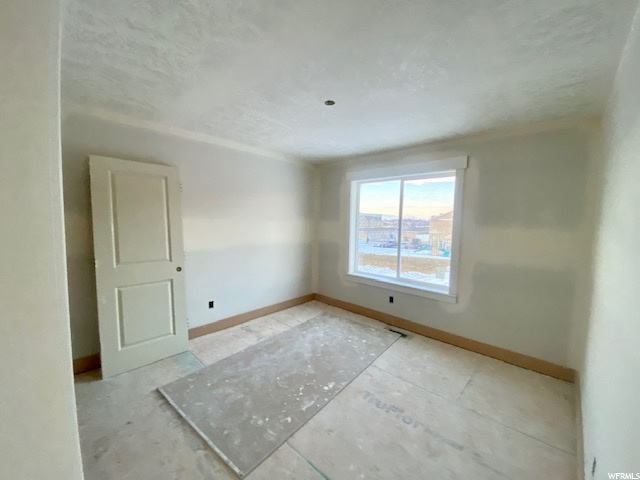453 E 2130 N, Logan, UT 84341 — photo 7